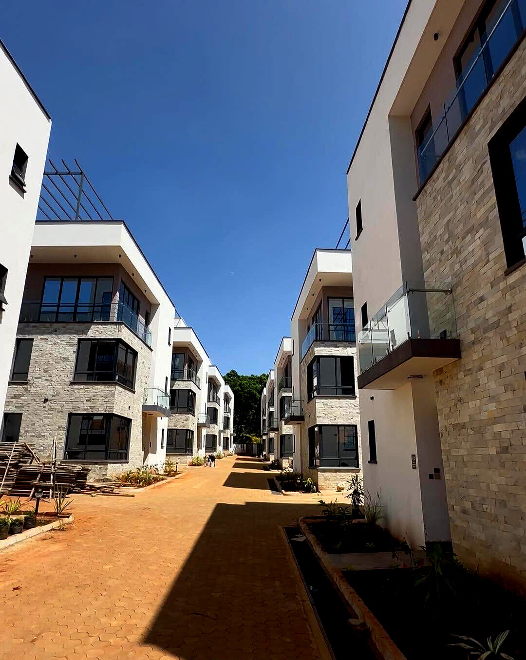 Brand New 4-Ensuite Townhouse with Staff Quarters - Lavington