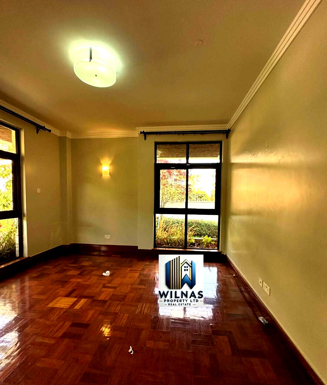 5-Ensuite Villa on Half-Acre with DSQ & Pool Access – Karen