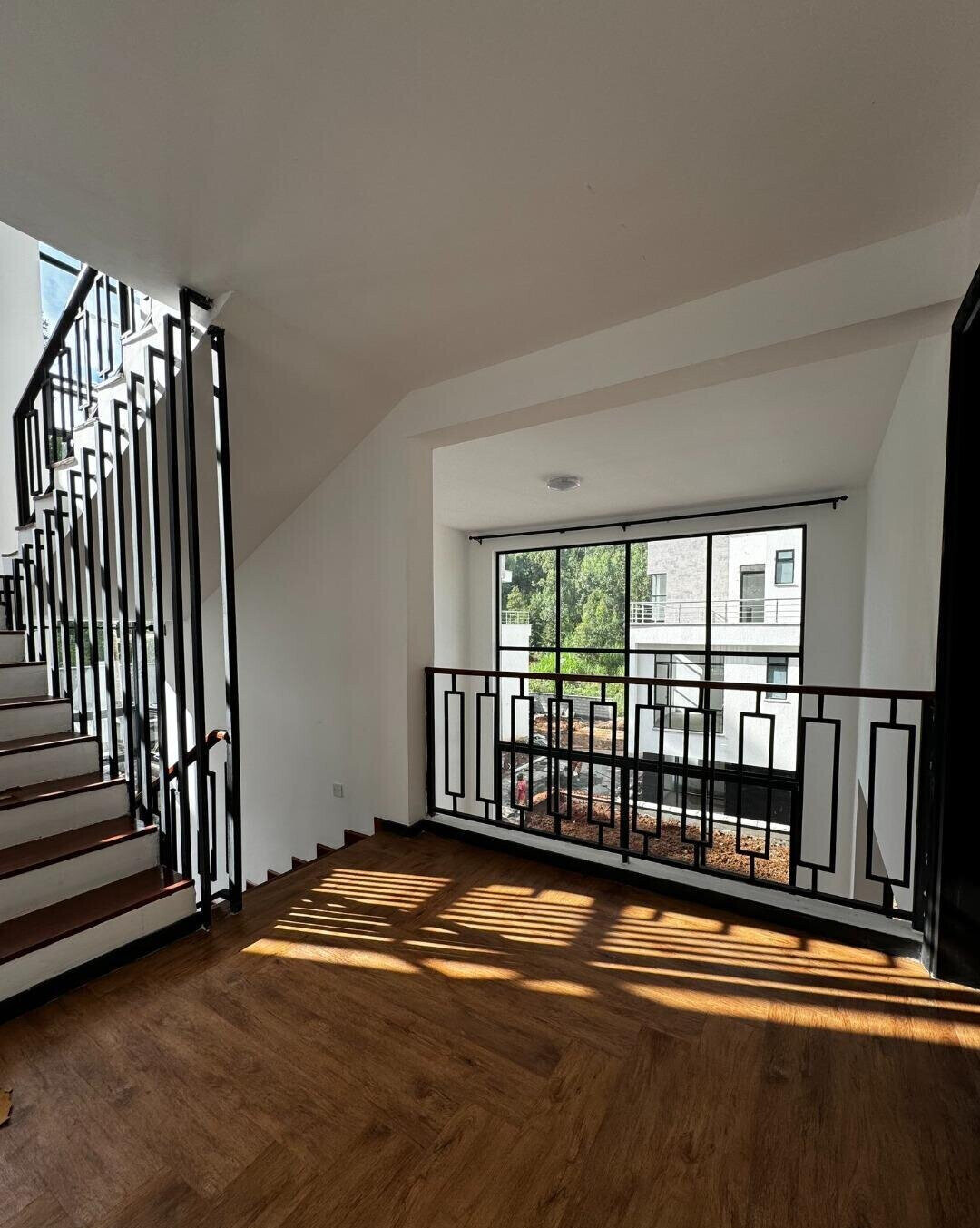 Phase Two 4BR Townhouse with Timeless Architecture - Kitisuru