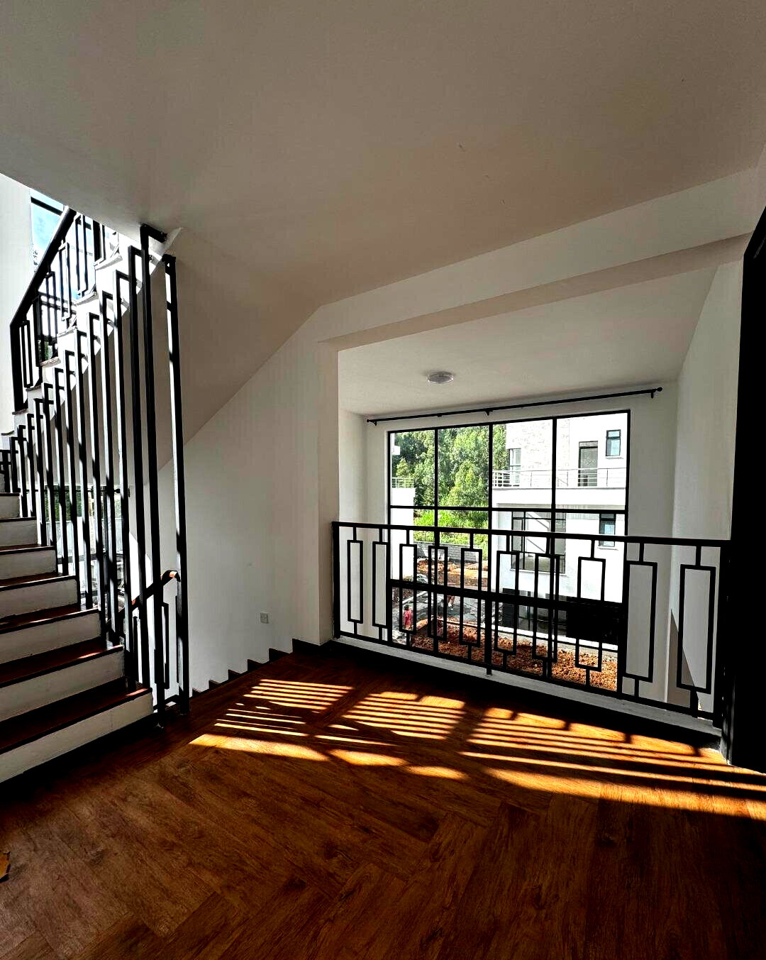 Phase Two 4BR Townhouse with Timeless Architecture - Kitisuru