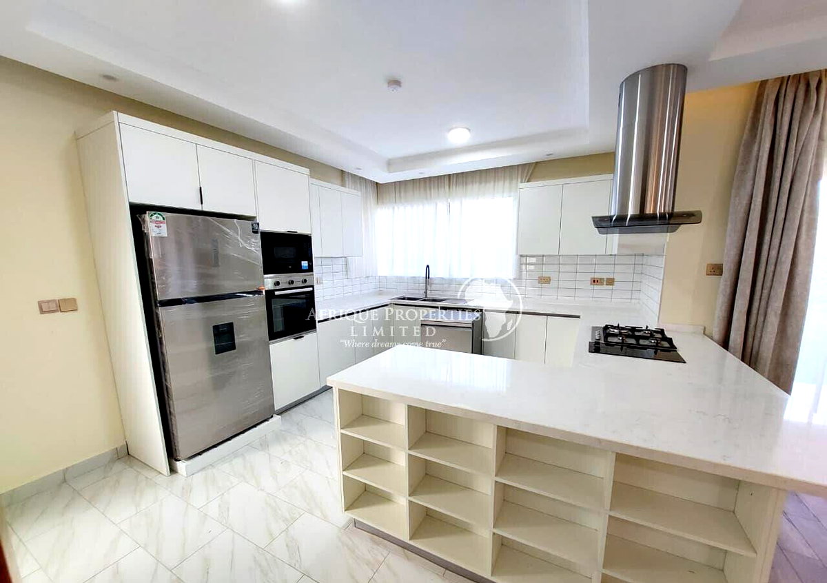 Luxury 4BR Villa in Secure Estate