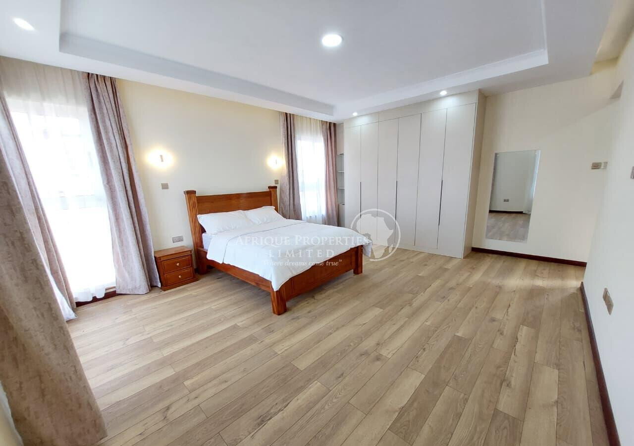 Luxury 4BR Villa in Secure Estate