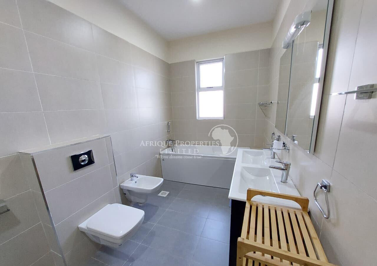 Luxury 4BR Villa in Secure Estate