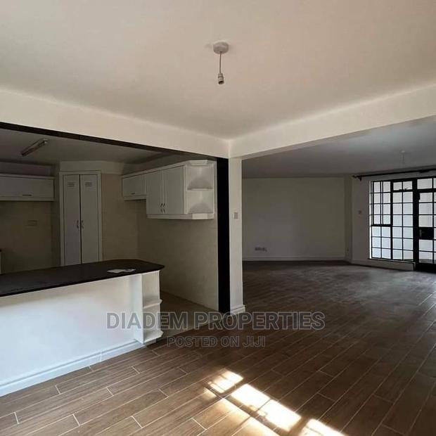 3bdrm Apartment in Lavington for Rent