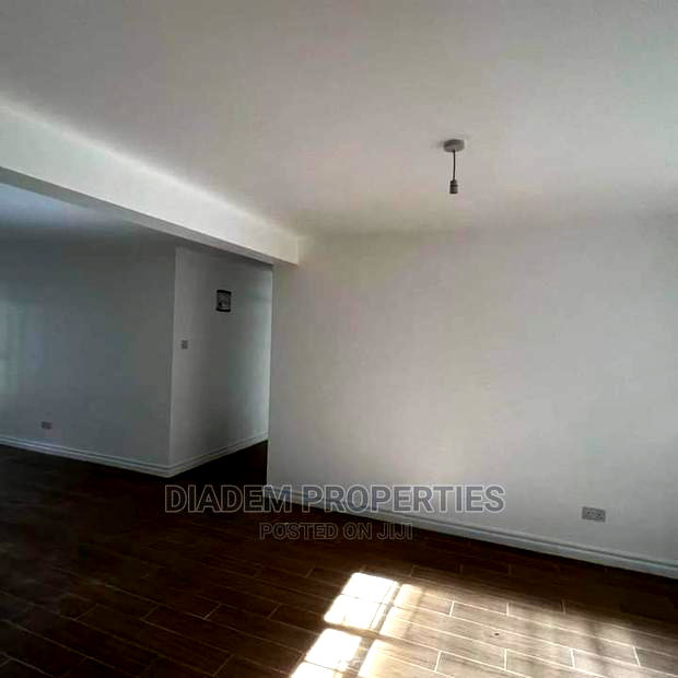 3bdrm Apartment in Lavington for Rent