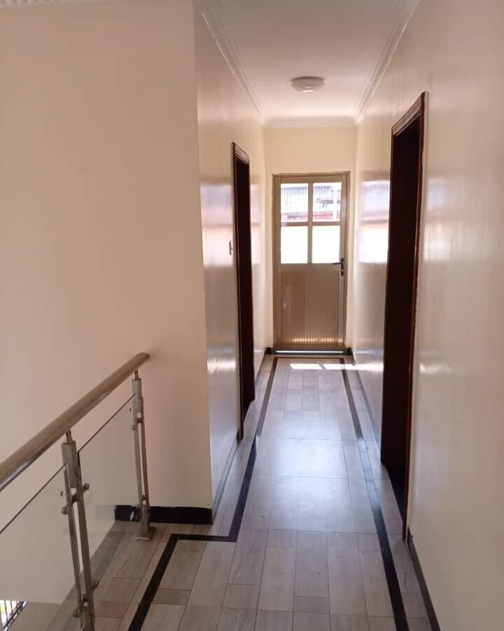 Spacious 5-Bed Townhouse on 3 Levels with Servant Quarter - Lavington