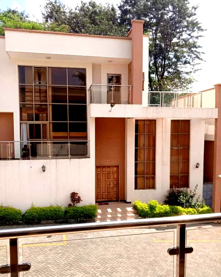 Spacious 5-Bed Townhouse on 3 Levels with Servant Quarter - Lavington