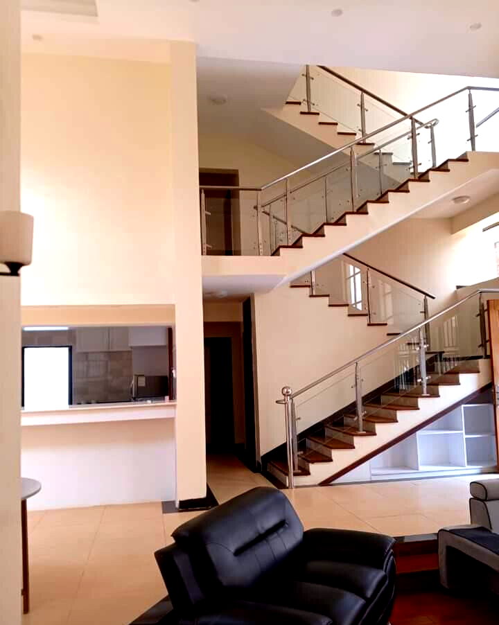 Spacious 5-Bed Townhouse on 3 Levels with Servant Quarter - Lavington