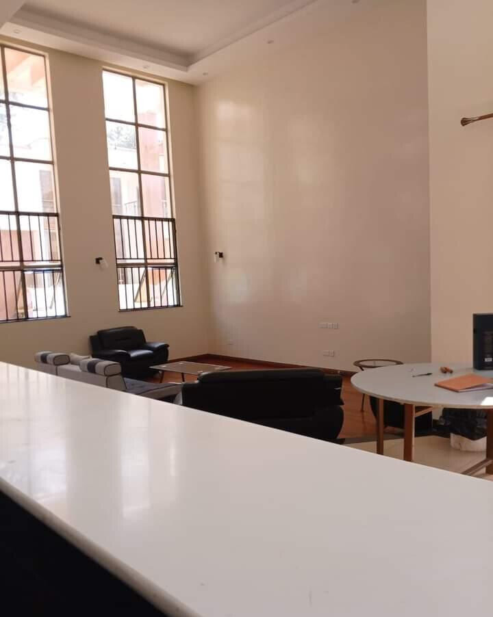 Spacious 5-Bed Townhouse on 3 Levels with Servant Quarter - Lavington