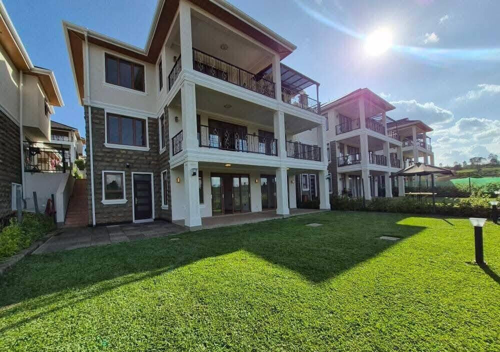 4BR Luxury Home with Steam Bath & Solar - Migaa Golf Estate