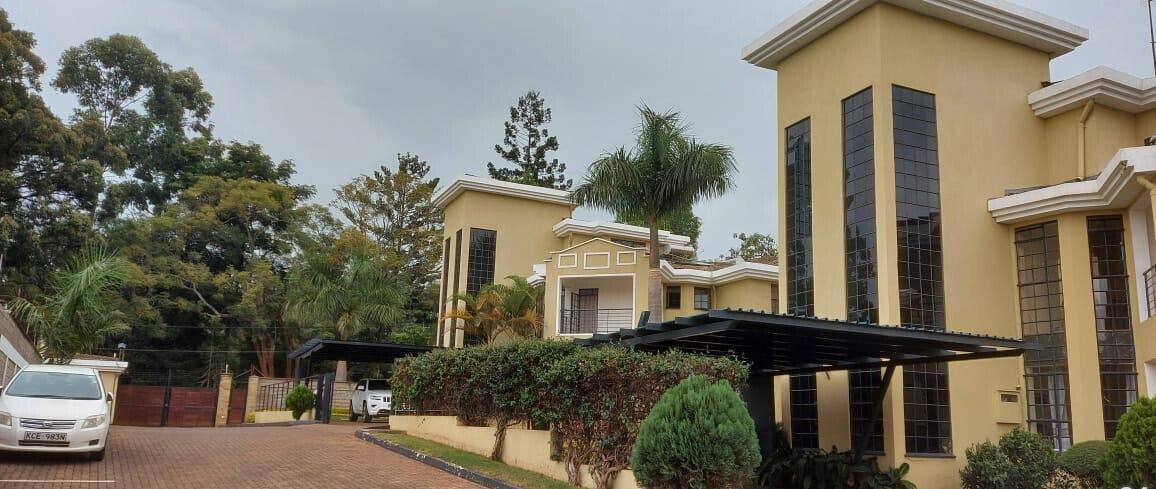 5-Ensuite Townhouse with DSQ in Upper Lavington - 90M