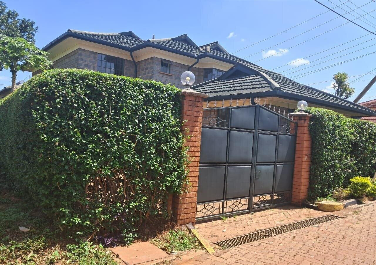 4-Ensuite Townhouse in Secure Court - Muthaiga North