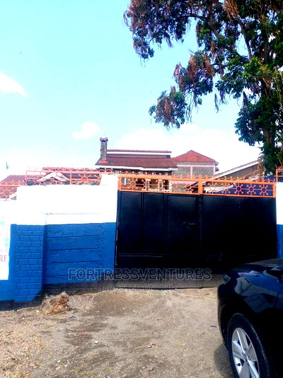 4bdrm Maisonette in Section 58 for sale - Image 2