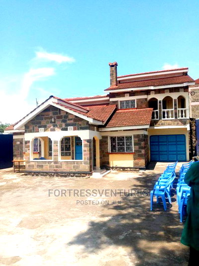 4bdrm Maisonette in Section 58 for sale - Image 1