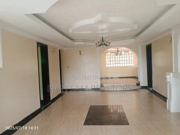 8bdrm Mansion in Lower Milimani for rent
