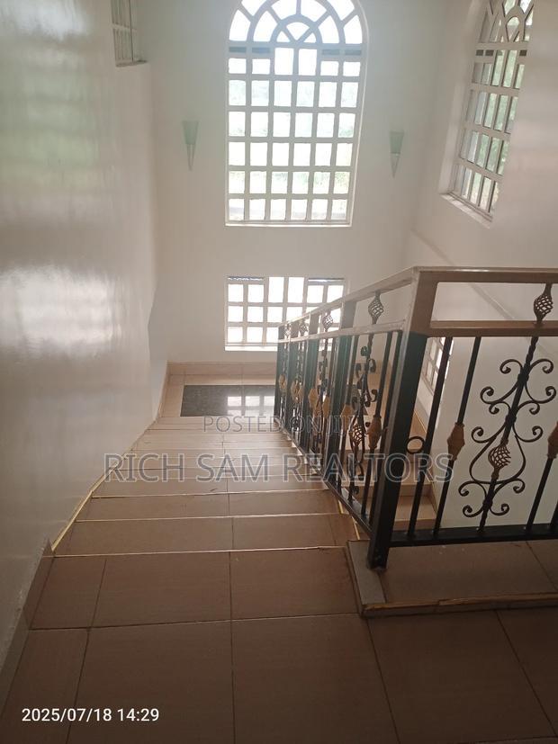 8bdrm Mansion in Lower Milimani for rent