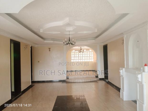 8bdrm Mansion in Lower Milimani for rent