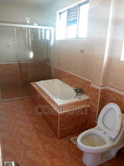 3bdrm Apartment in Kilimani for sale - Image 12