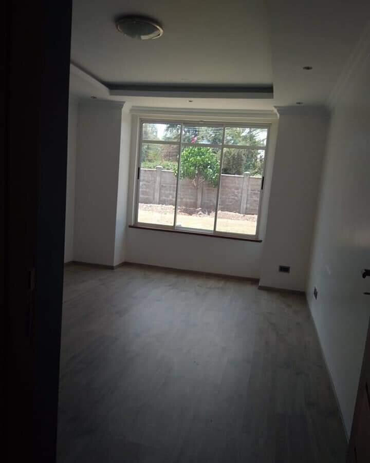 5-Ensuite Townhouse with Optional Pool & DSQ – Karen
