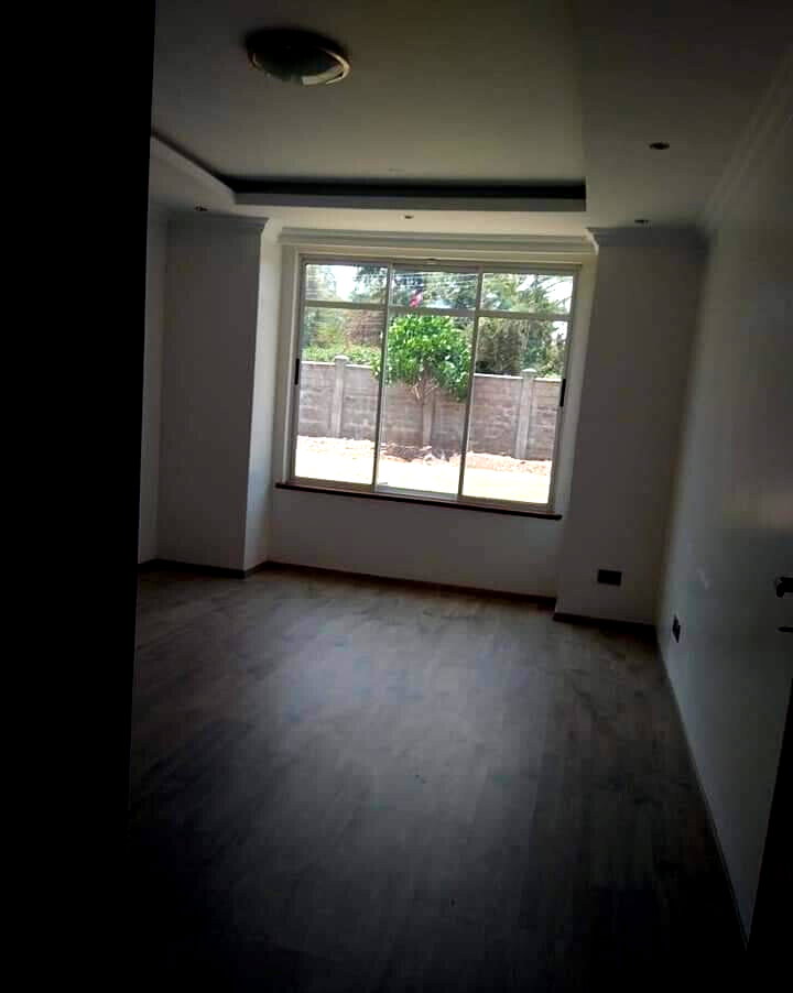 5-Ensuite Townhouse with Optional Pool & DSQ – Karen