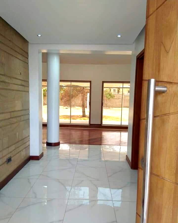 5-Ensuite Townhouse with Optional Pool & DSQ – Karen