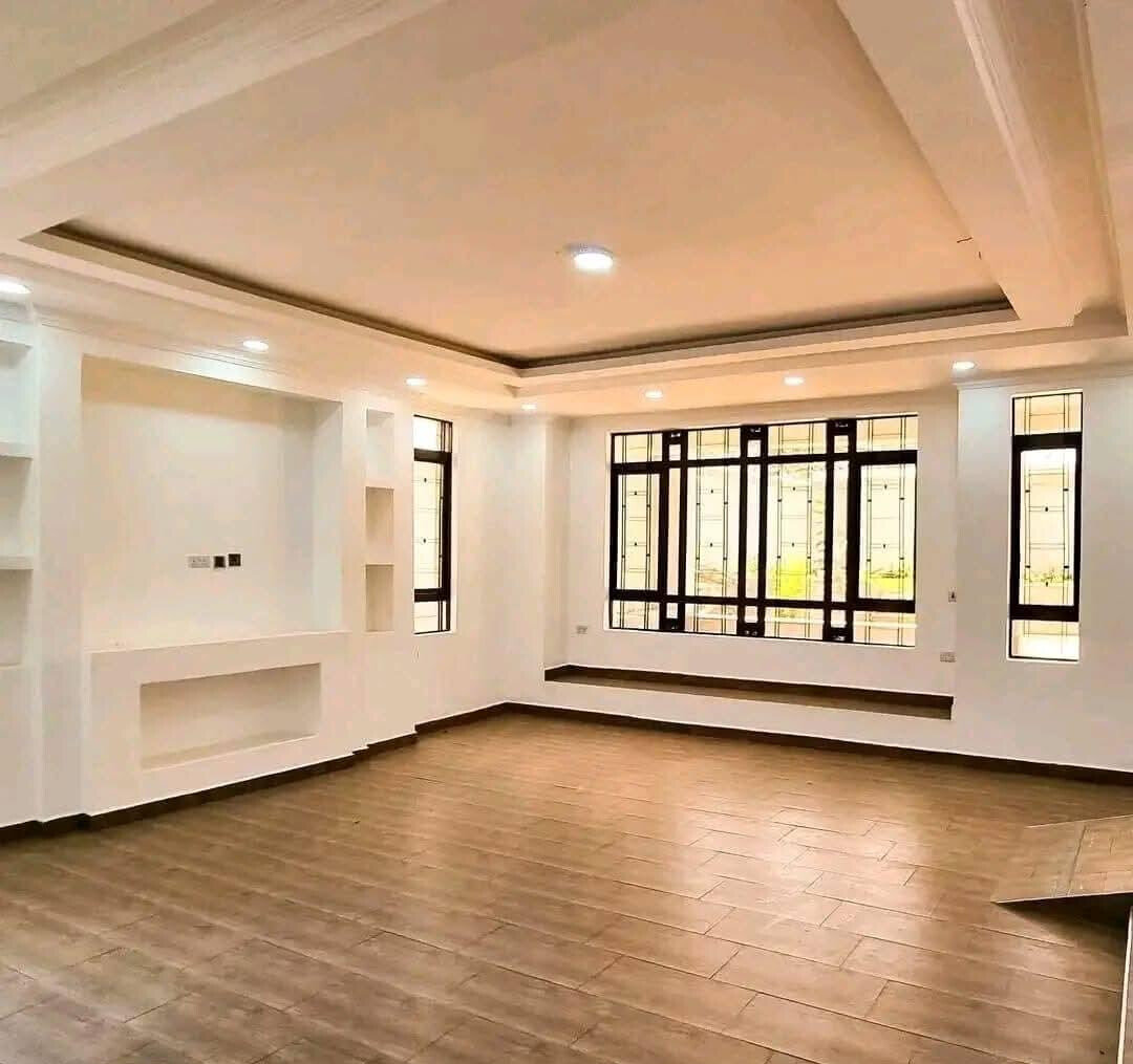 5BR Villa with Rooftop Terrace & Jacuzzi - Rimpa, Rongai