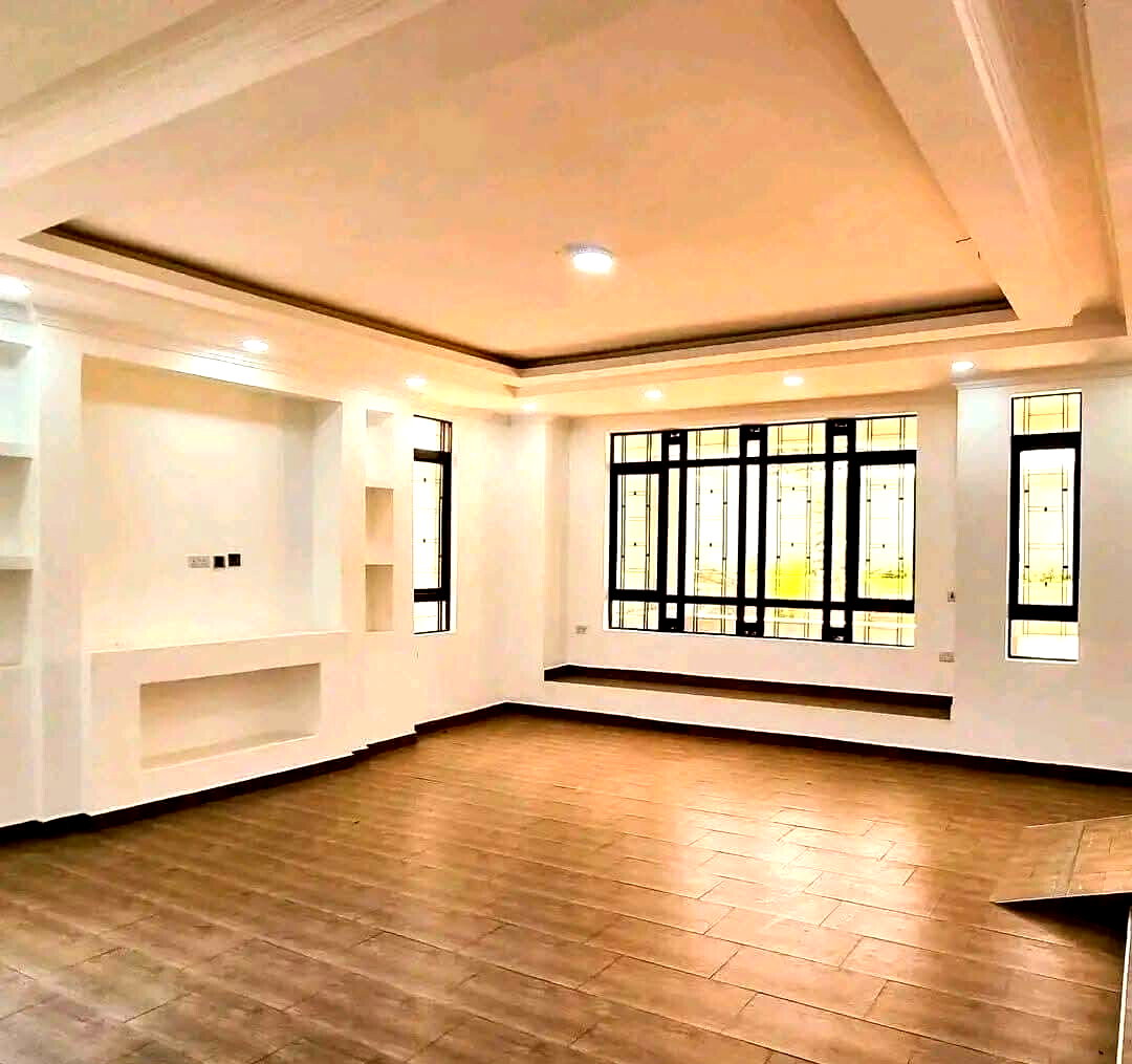5BR Villa with Rooftop Terrace & Jacuzzi - Rimpa, Rongai