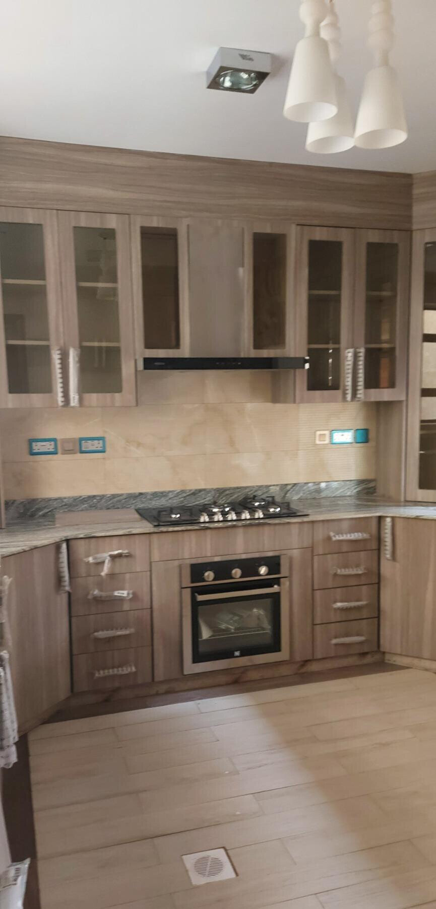 5-Ensuite Townhouse with Inbuilt Lift & Mature Garden - Lavington