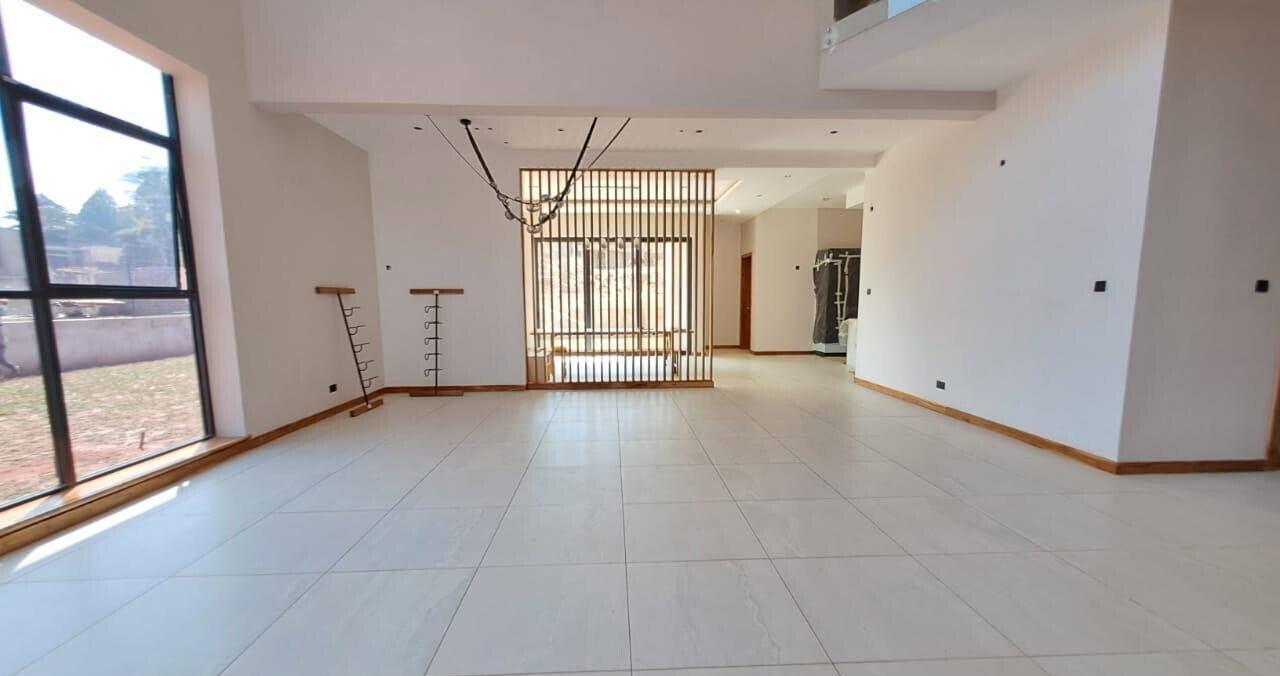 Super-Premium 4BR Villa with Clubhouse - Loresho
