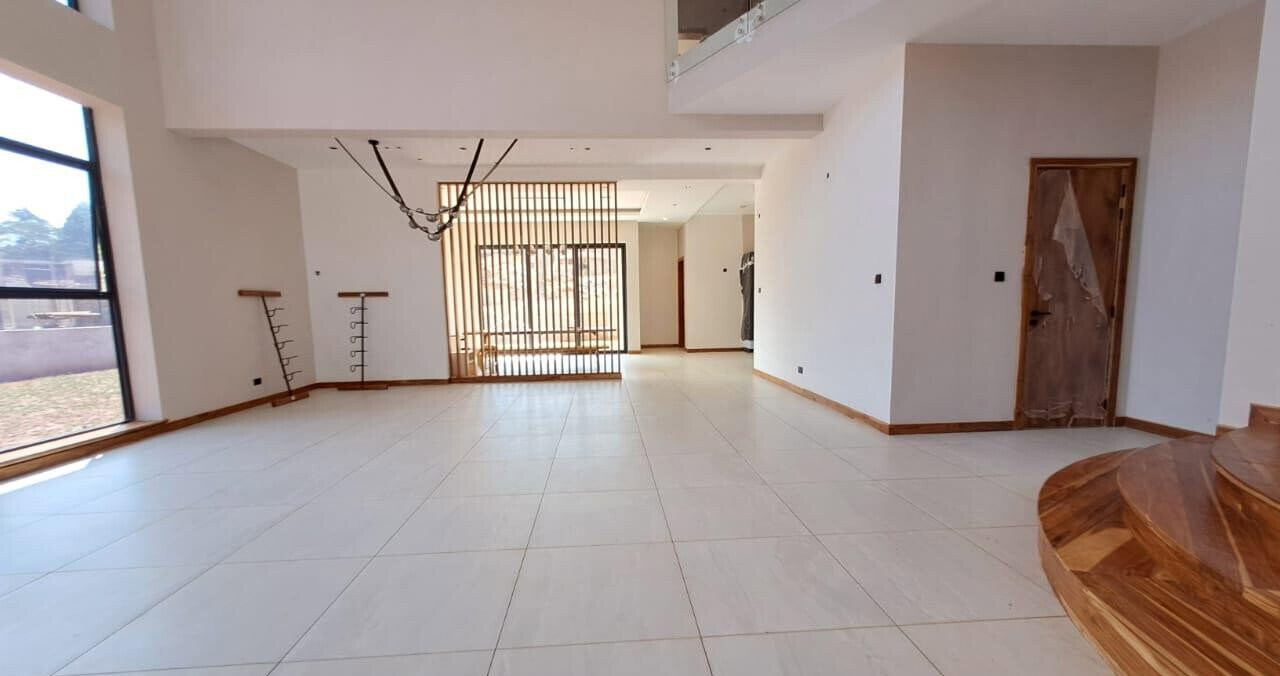 Super-Premium 4BR Villa with Clubhouse - Loresho