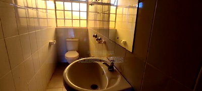 3bdrm Maisonette in Kenyatta Road for sale - Image 7
