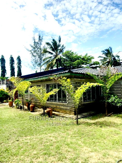 3bdrm Bungalow in Kikambala for Sale - Image 4