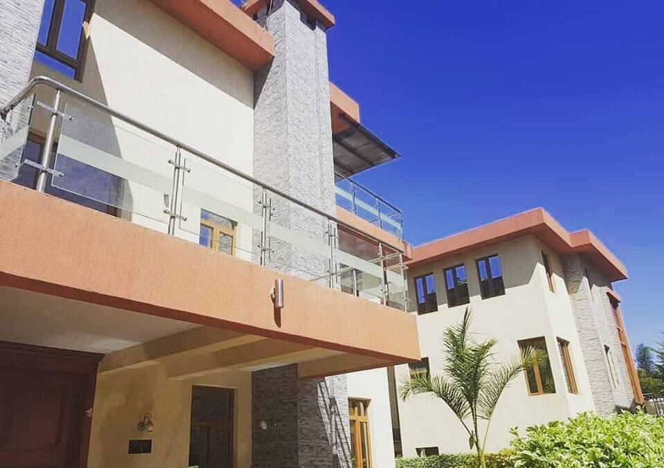 5-Ensuite Villa with Jacuzzi & Backup Generator - Lavington