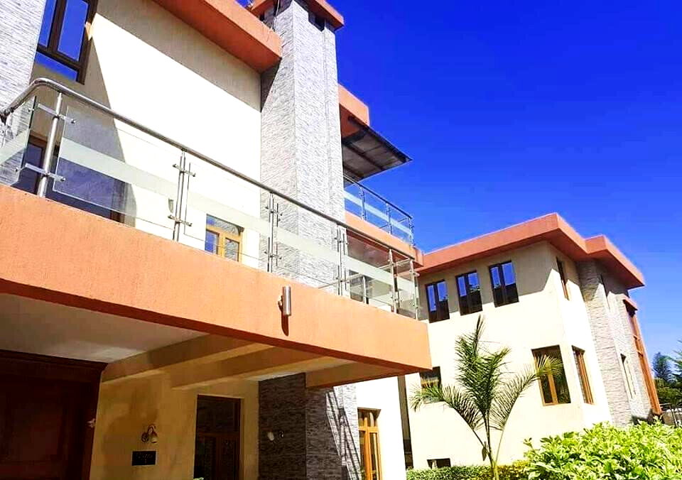 5-Ensuite Villa with Jacuzzi & Backup Generator - Lavington