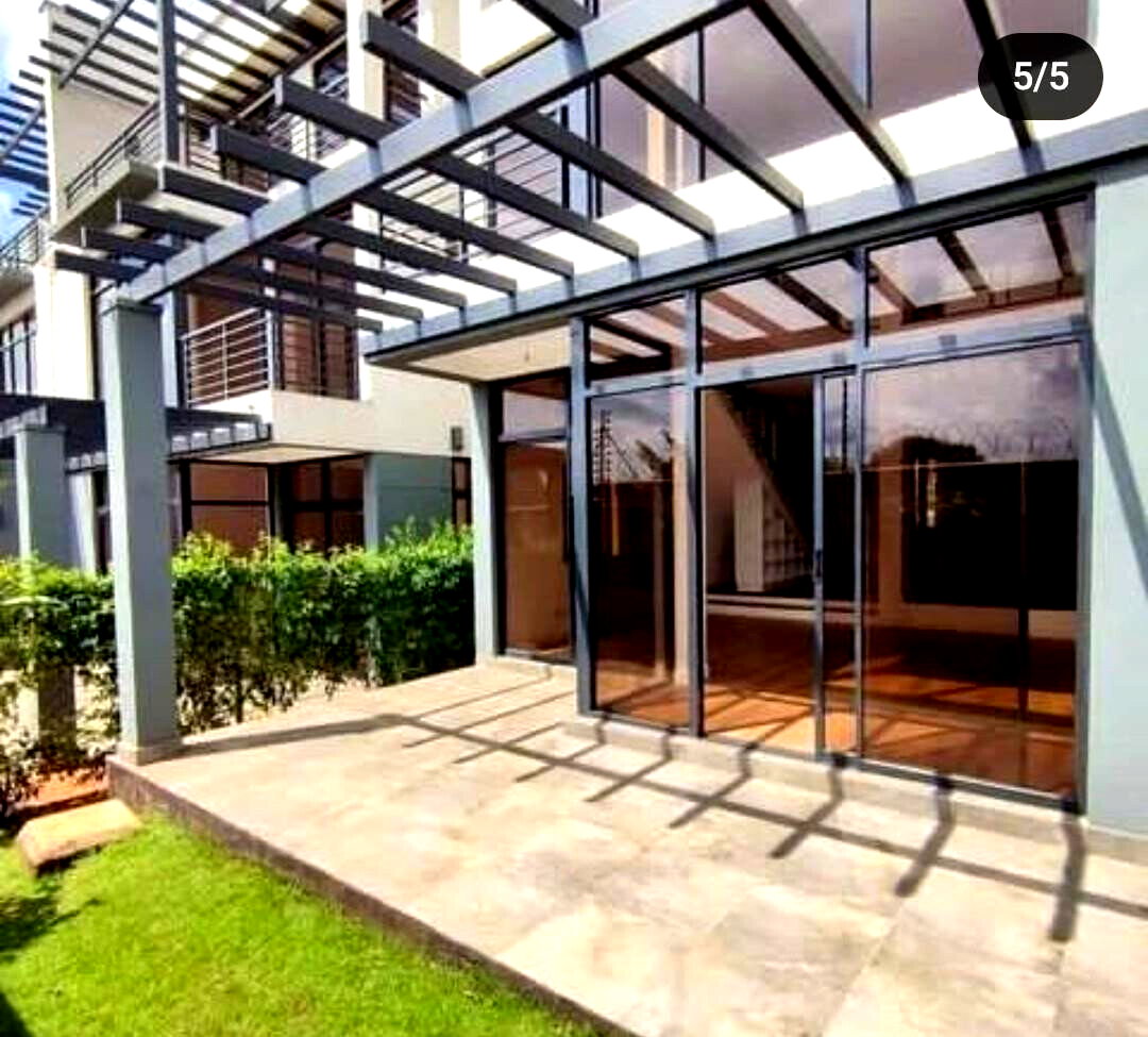4BR Townhouse with Pool, Gym & Kids Play Area - Loresho