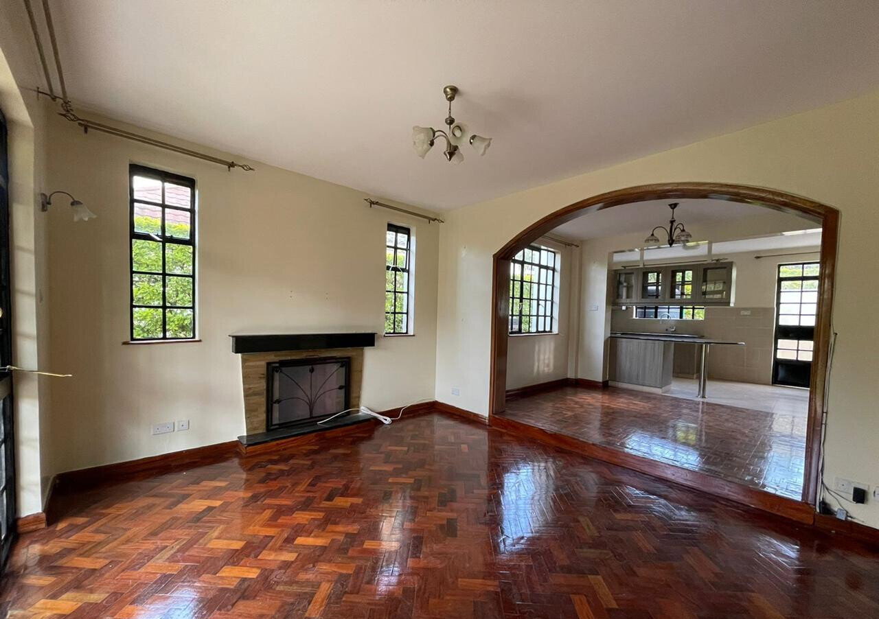 4-Ensuite Townhouse in Gated Estate with DSQ - Loresho