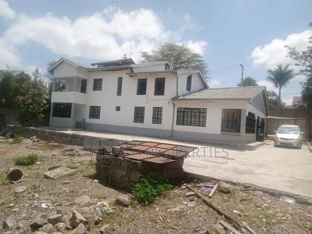4bdrm Mansion in Senior Staff, Athi River for sale