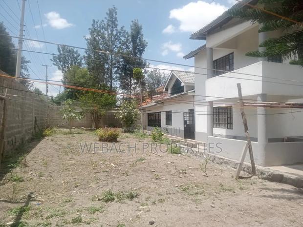 4bdrm Mansion in Senior Staff, Athi River for sale