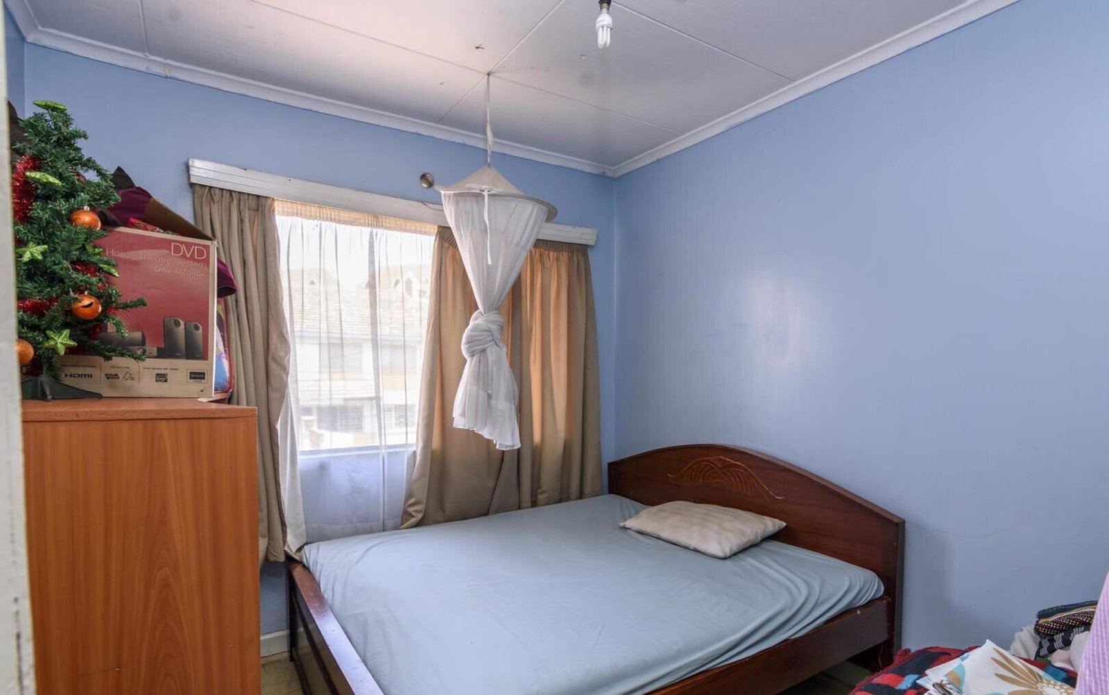 4BR Townhouse with Versatile Downstairs Room - South B