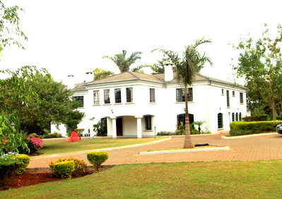 1 Acre Townhouse in Runda