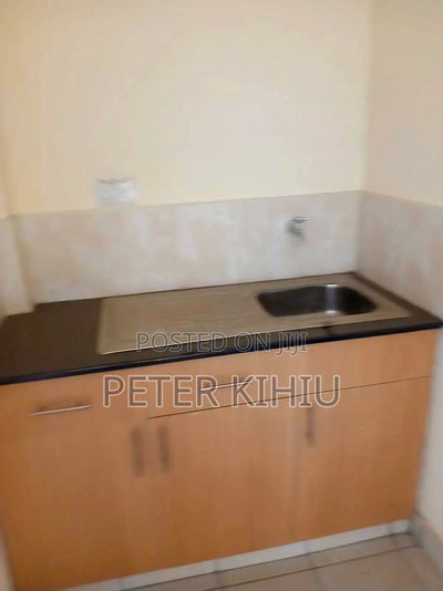 Godown to Let 4200sqft in Baba Ndogo - Image 8