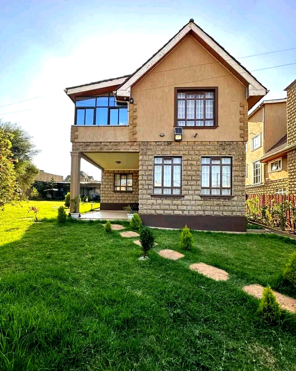 4BR All-Ensuite Corner Townhouse with Solar & Borehole - Kibiku