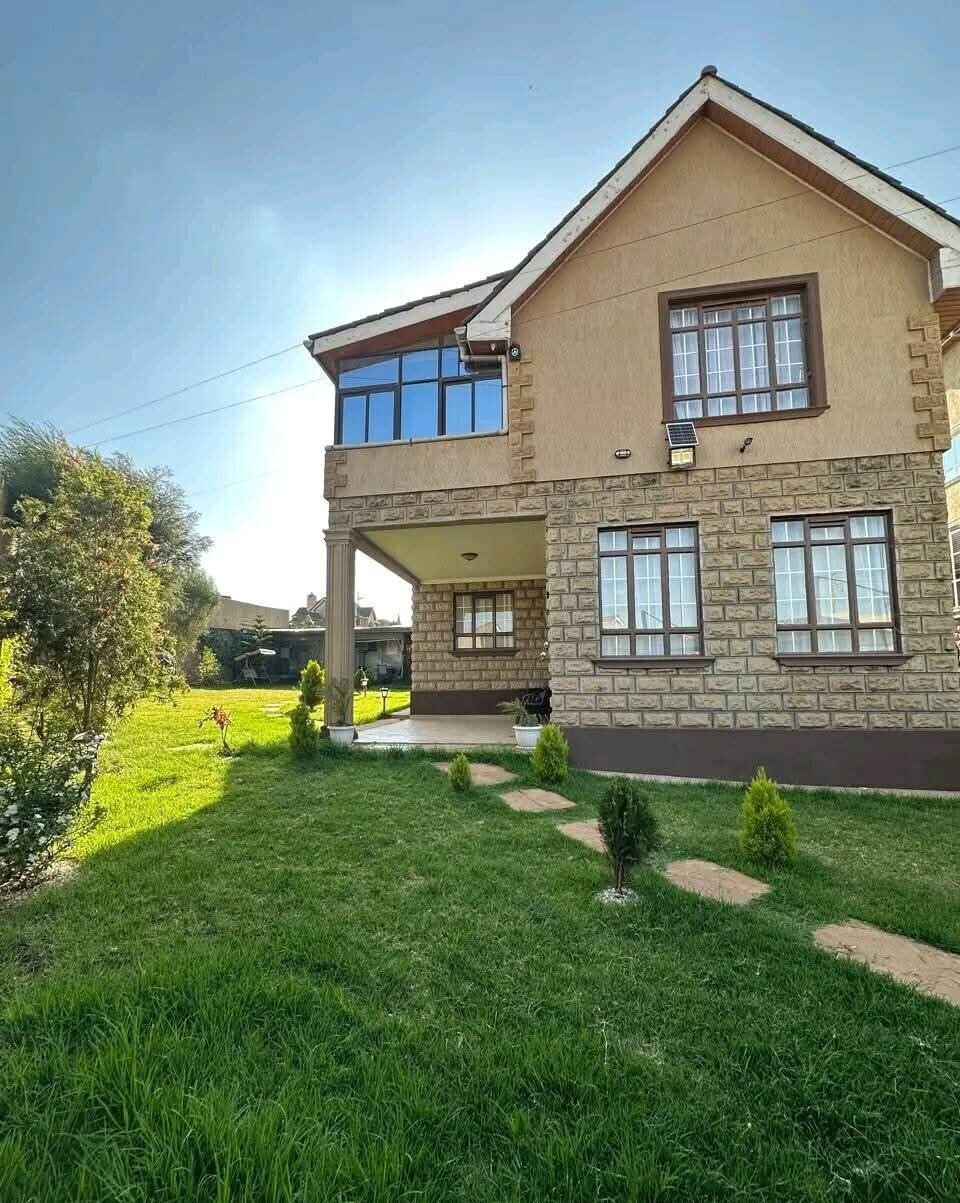 4BR All-Ensuite Corner Townhouse with Solar & Borehole - Kibiku