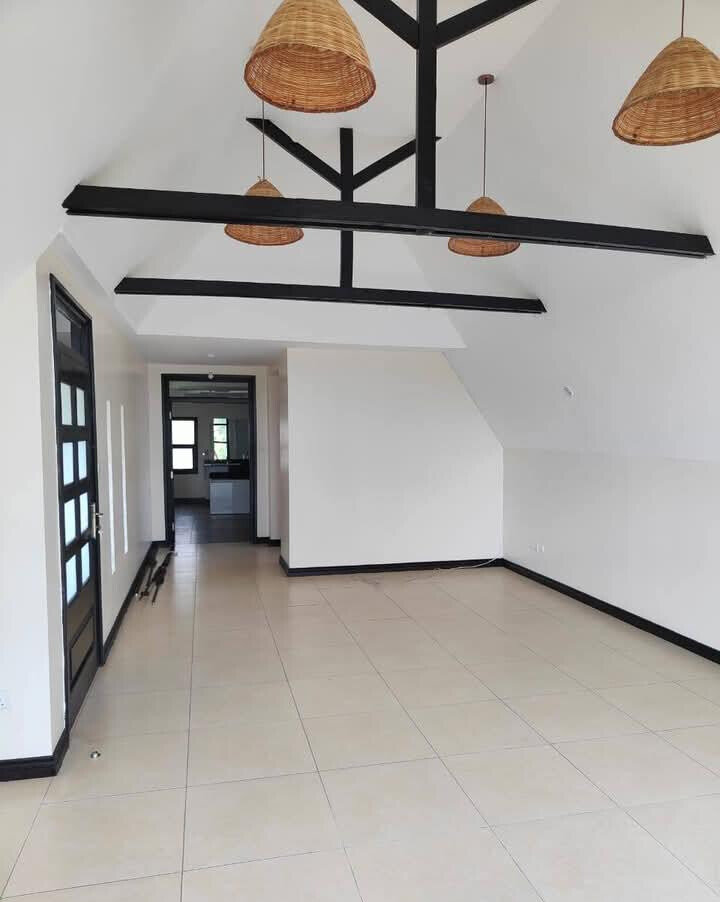 5-Ensuite Townhouse with Man-Made Dam & Clubhouse – Karen