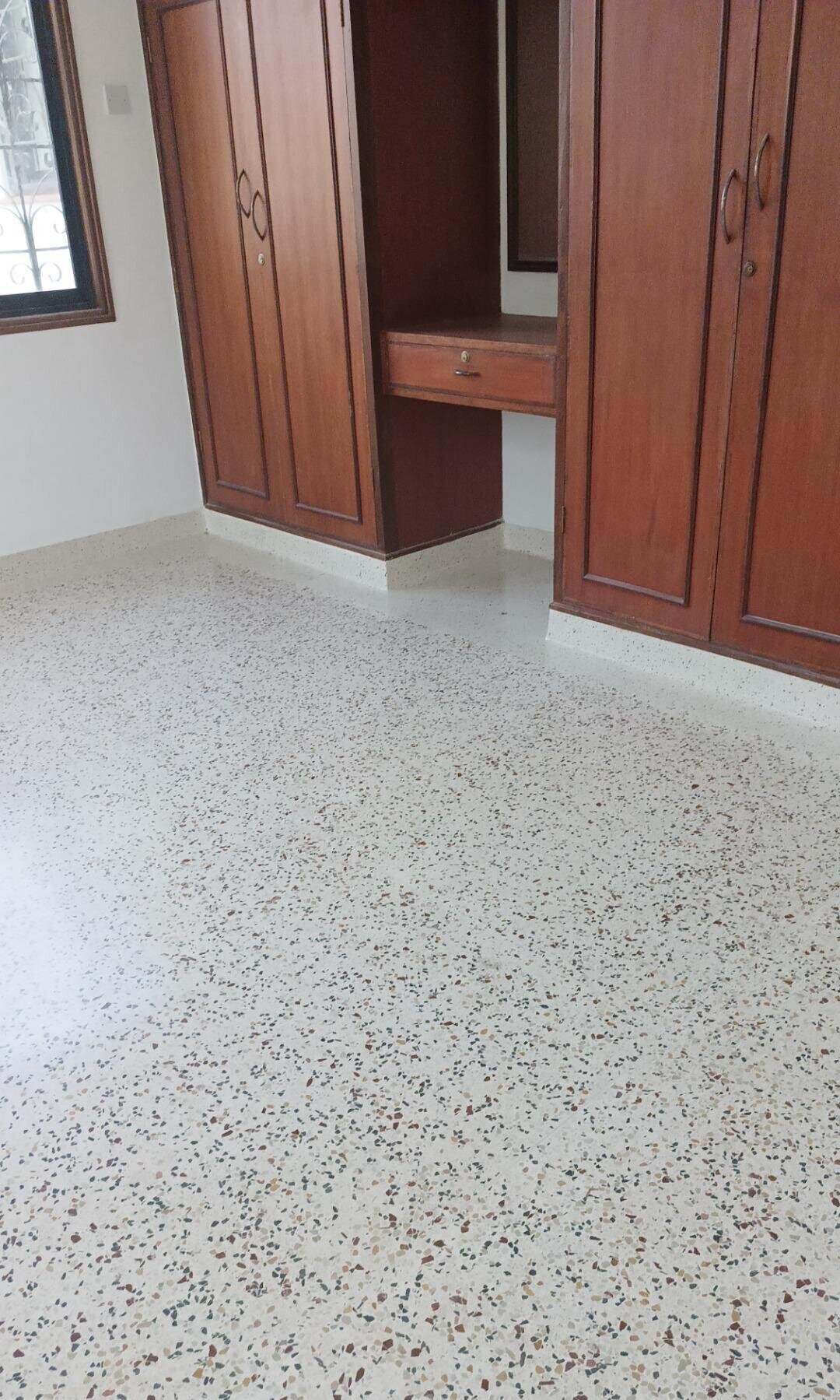 Pet Friendly 5BR on 0.15 Acre