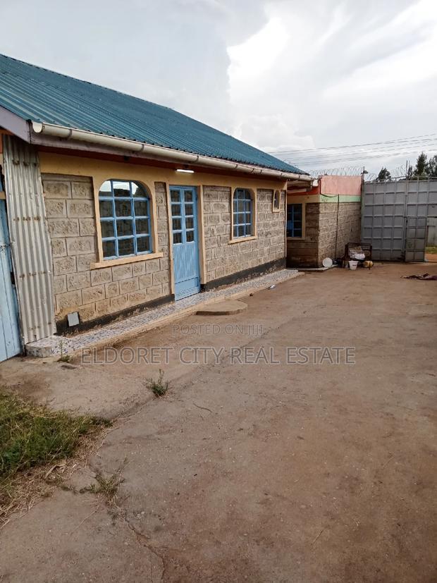 3/4 Land West Indies Eldoret With Title