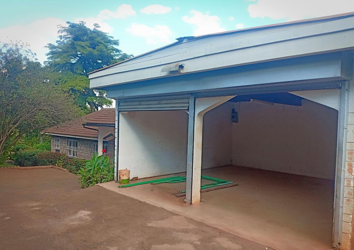 Spacious 4BR Garden Home