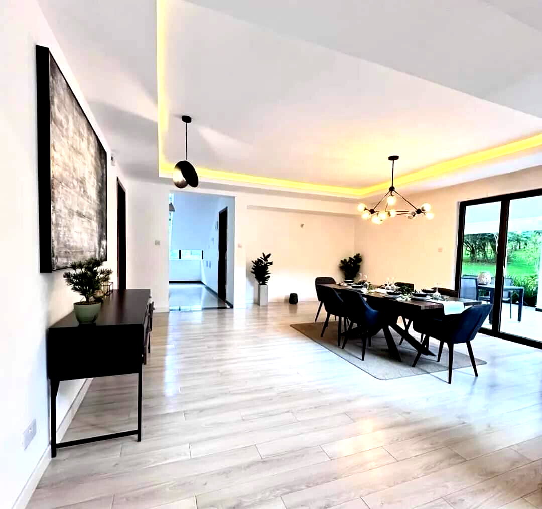 5-Ensuite Townhouse with Forest Views & Rental Income – Karen