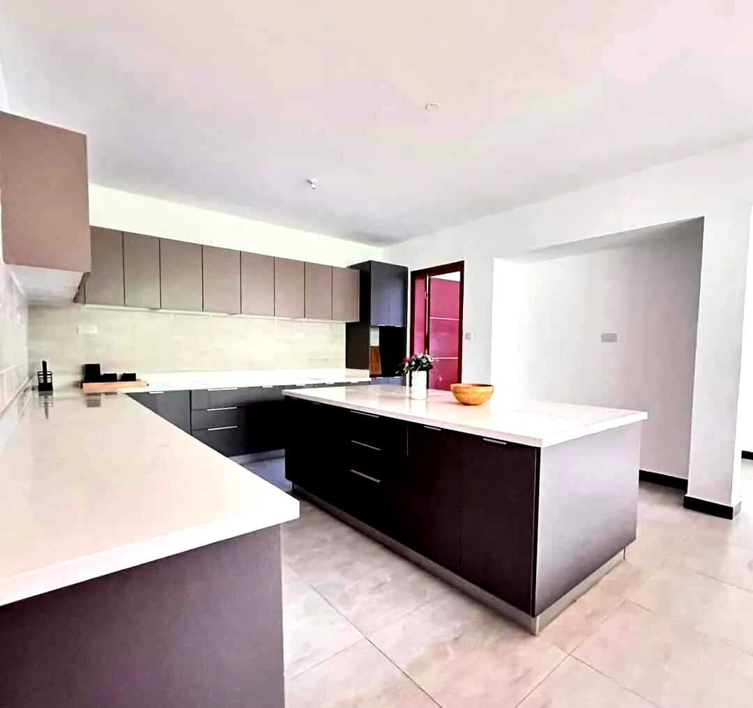 5-Ensuite Townhouse with Forest Views & Rental Income – Karen