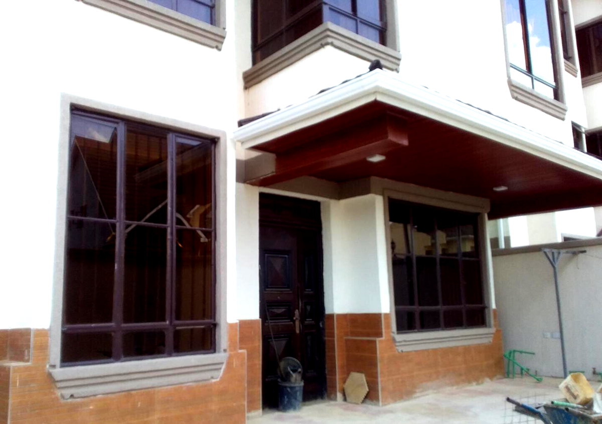 8-Bedroom Townhouse with 30,000L Water Tank – Langata